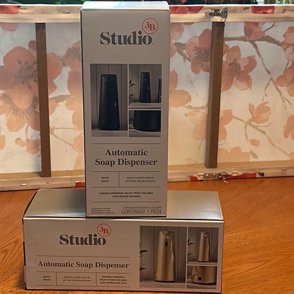 Studio 3B Automatic Soap Dispenser
